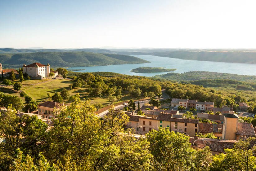 Provence, Provence -Alpes-Cote d'Azur, France), landscape-2.jpg